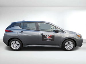 2023 Nissan LEAF S 40 kWh lithium-ion battery S