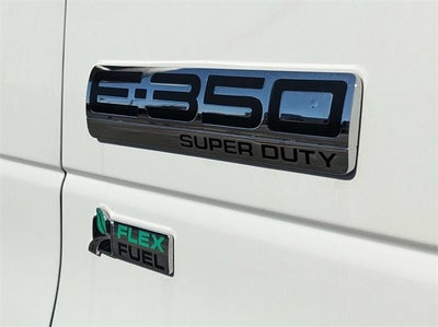 2016 Ford E-350SD Base Cutaway